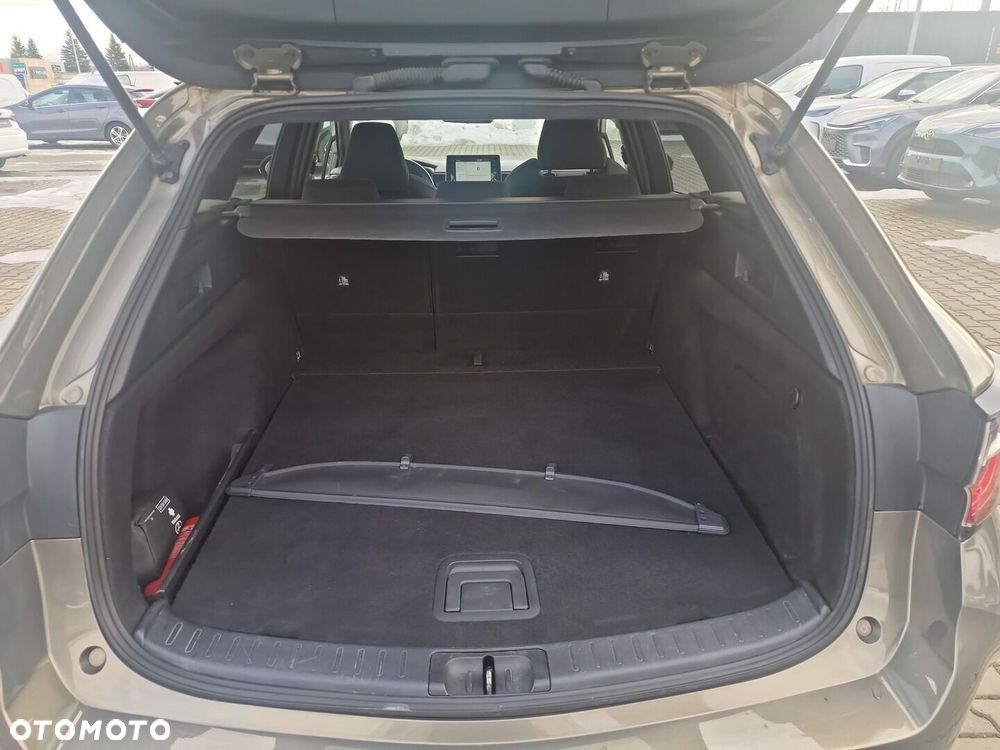 Toyota Corolla 2.0 Hybrid Comfort - 13