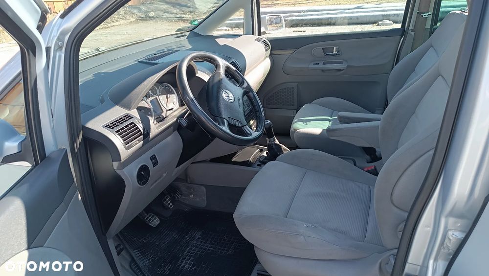Volkswagen Sharan 1.9 TDI Comfortline - 13