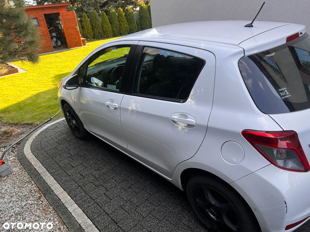 Toyota Yaris 1.0 Active - 5