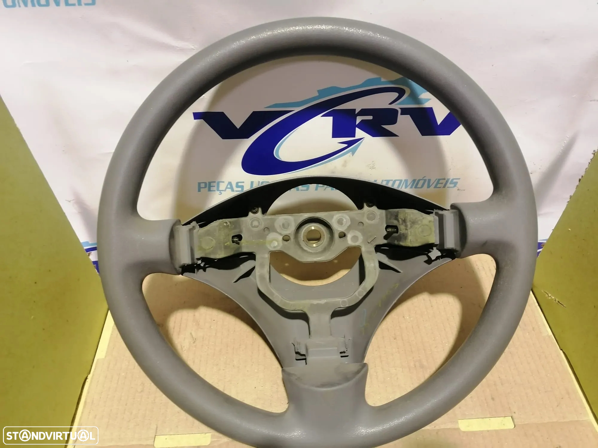 Volante Toyota - 10