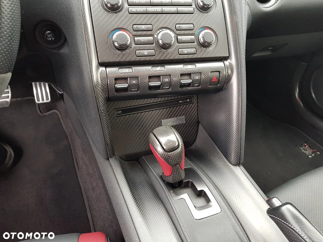 Nissan GT-R - 31