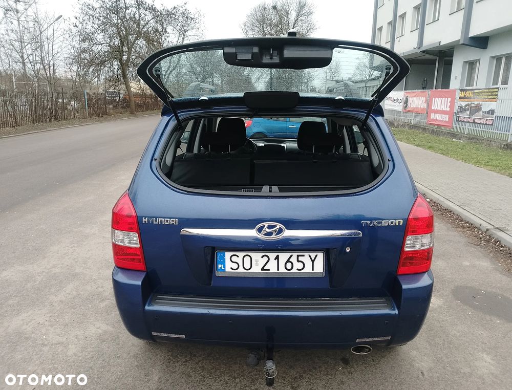 Hyundai Tucson 2.0 Comfort 2WD - 9