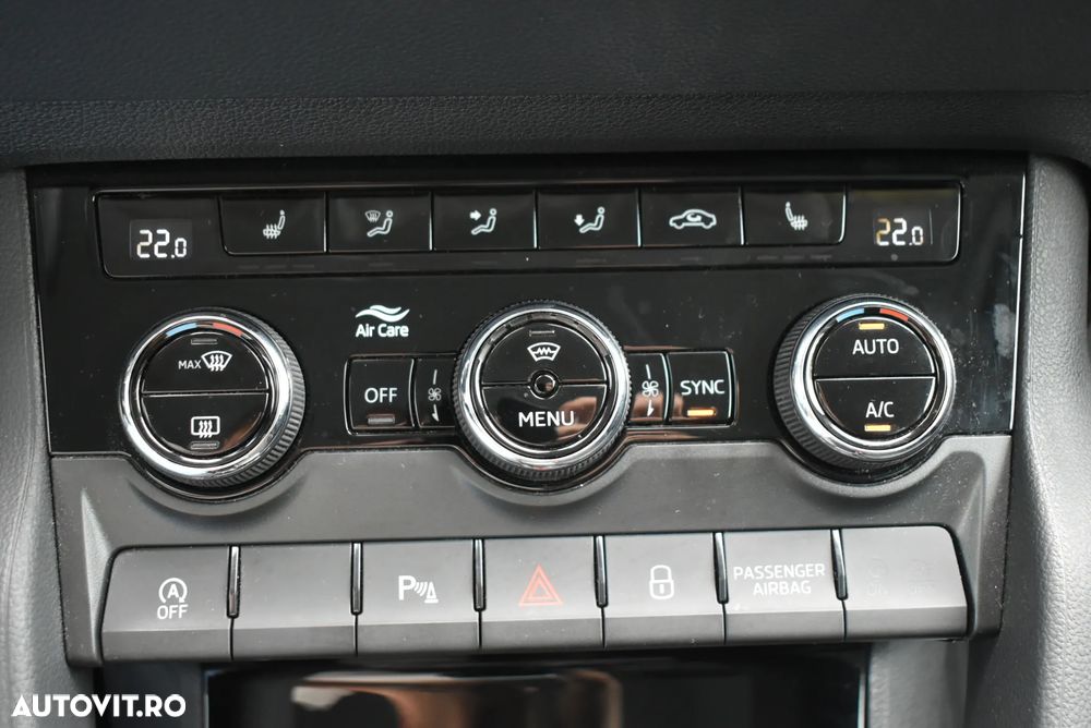 Skoda Karoq 1.5 TSI DSG Selection - 17
