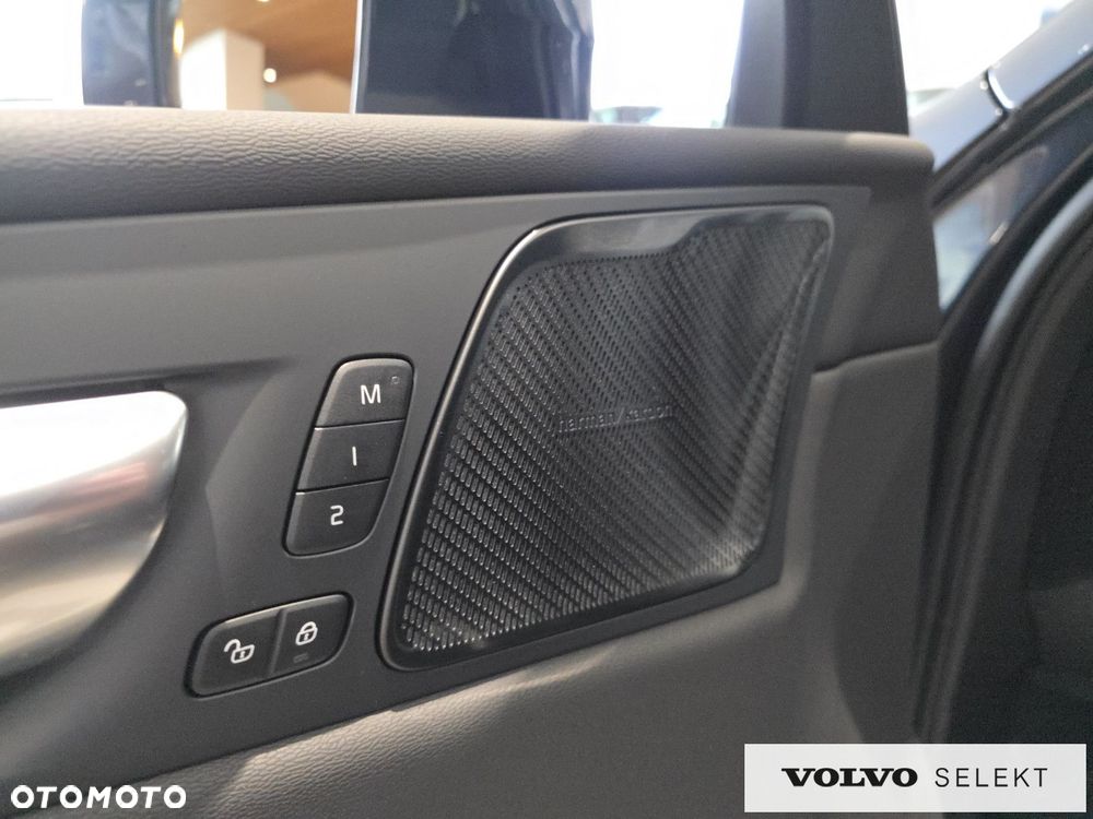 Volvo XC 60 - 22