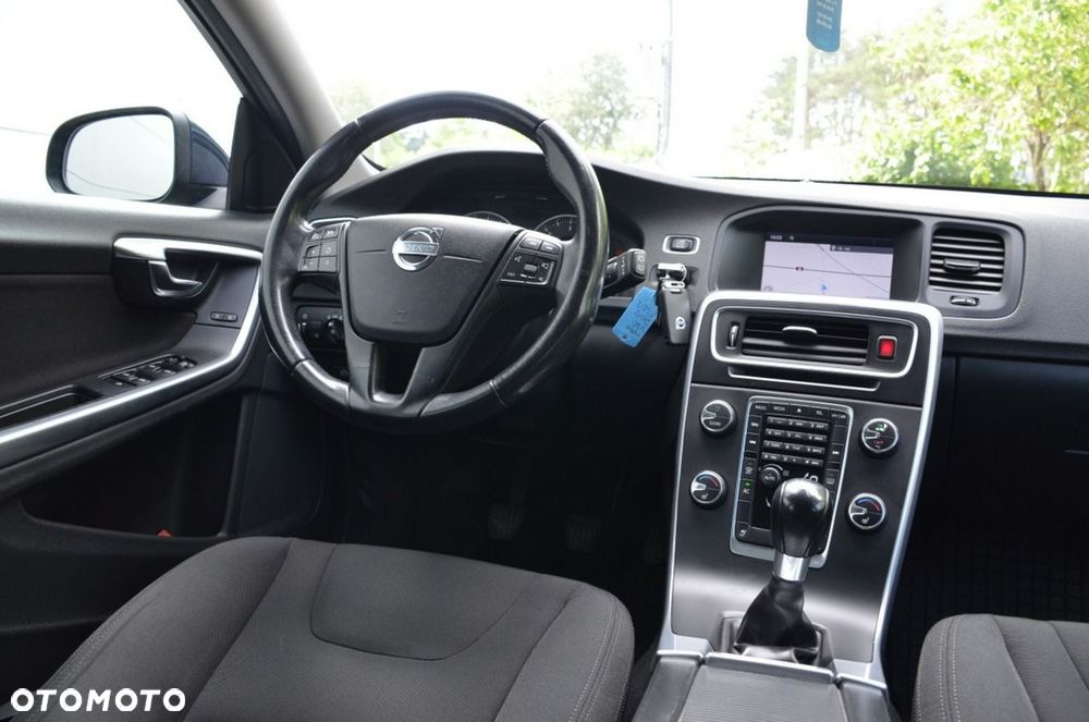 Volvo V60 - 25