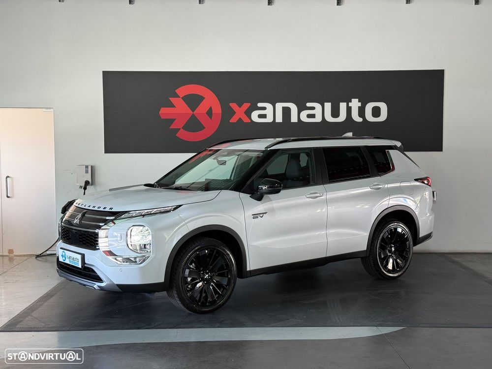 Mitsubishi Outlander - 2