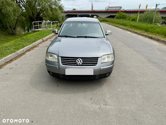 Volkswagen Passat - 3