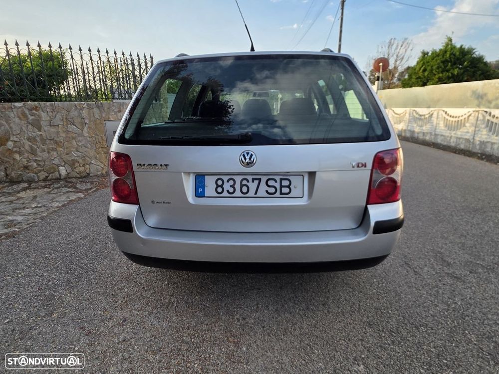 VW Passat Variant 1.9 TDi Confortline - 5