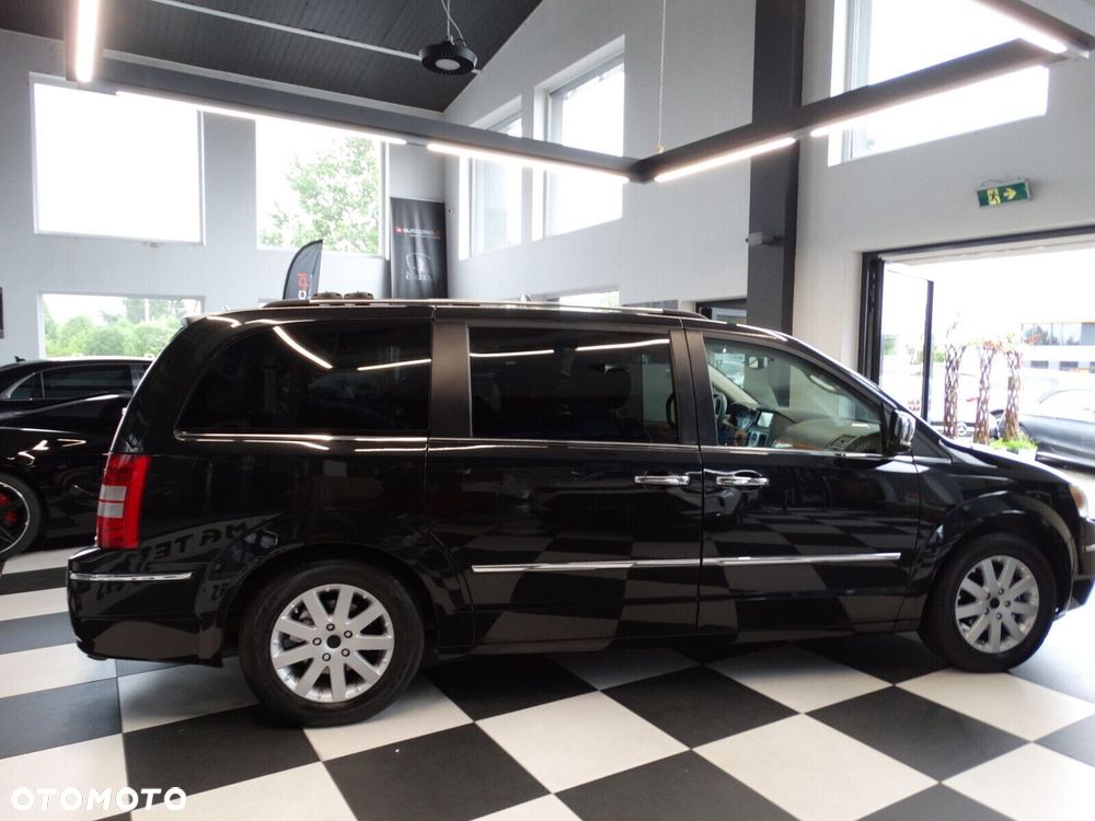 Chrysler Grand Voyager - 9