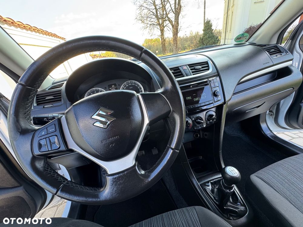 Suzuki Swift - 12