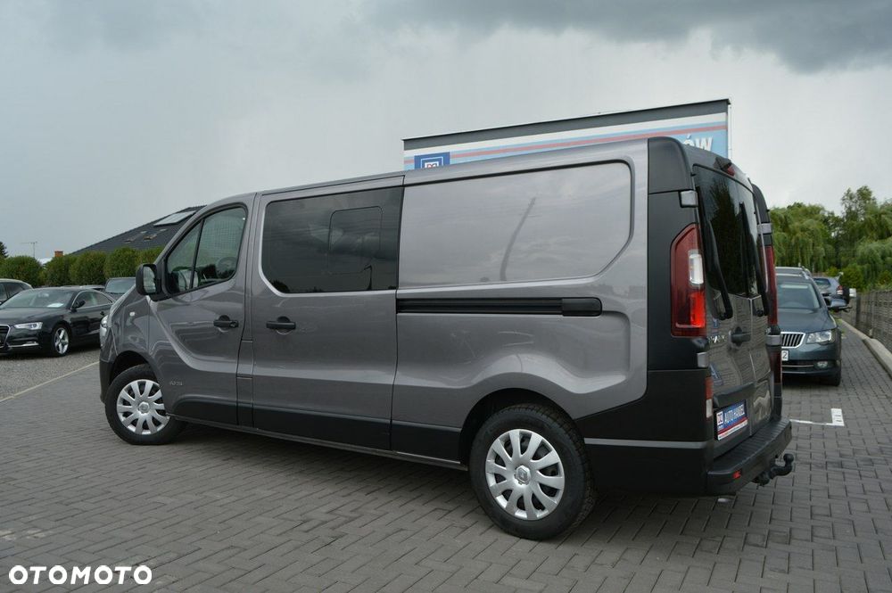 Renault Trafic - 12