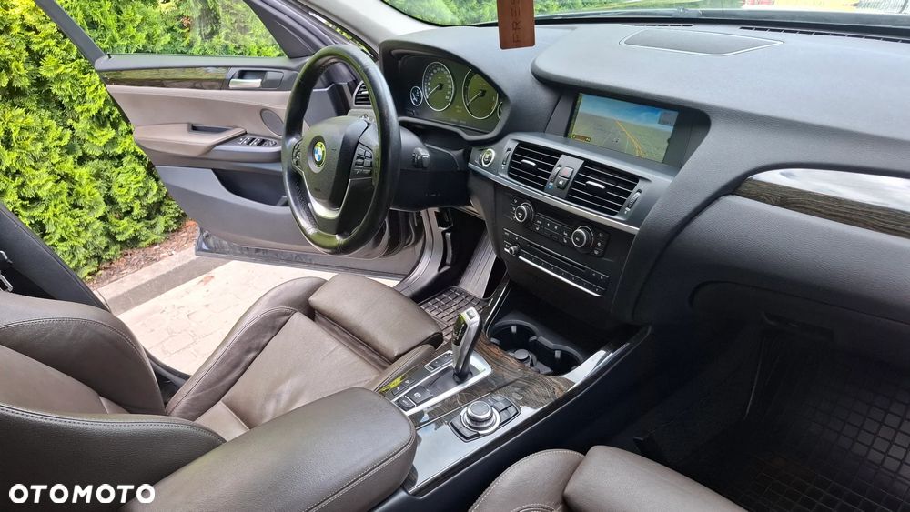 BMW X3 xDrive20d - 10