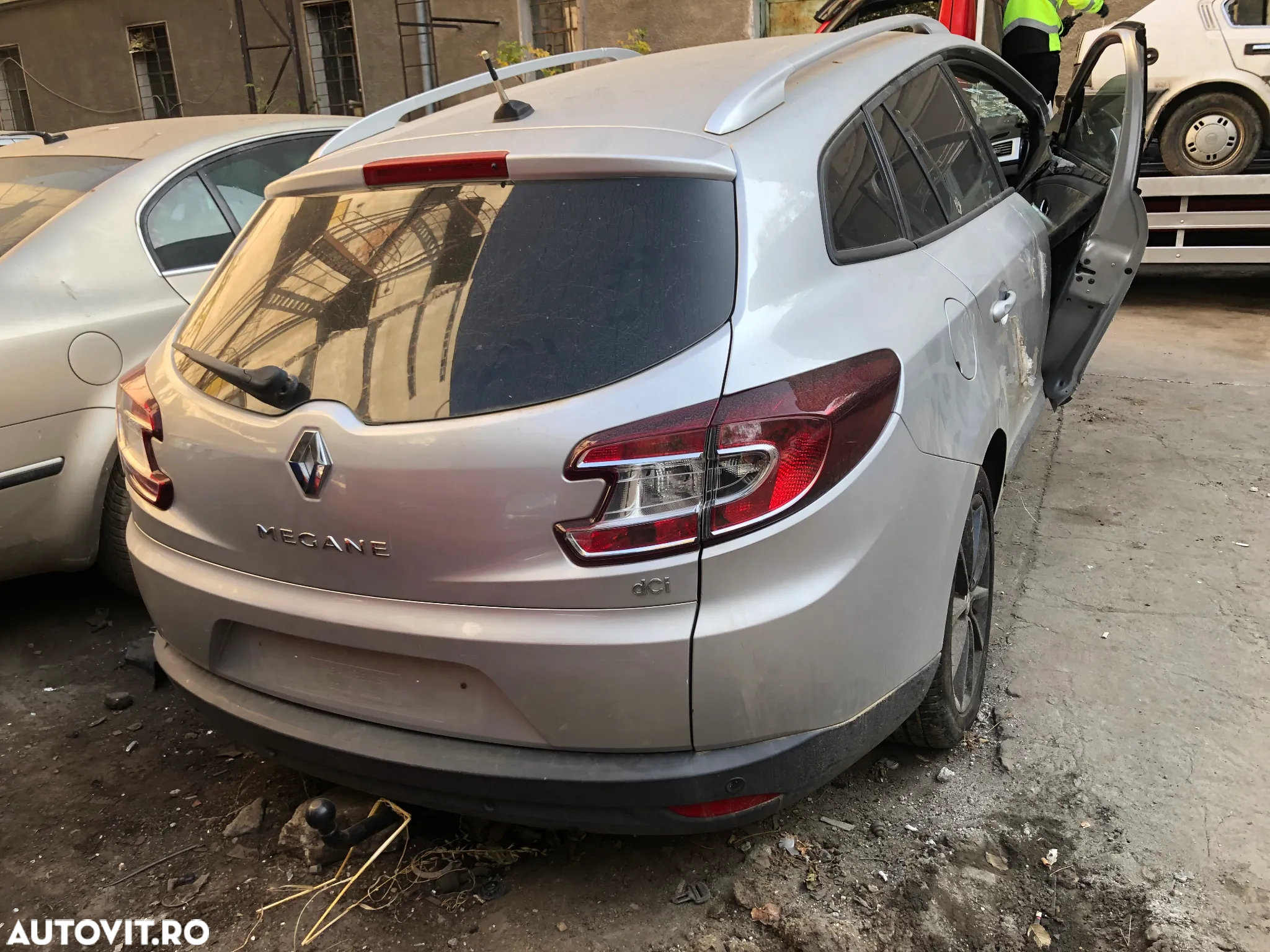 Dezmembrez Renault Megane 3 break 2012 gri DCI - 9