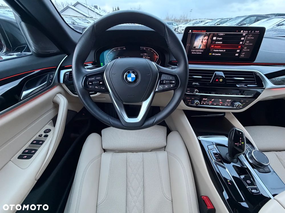 BMW Seria 5 520d Luxury Line - 39