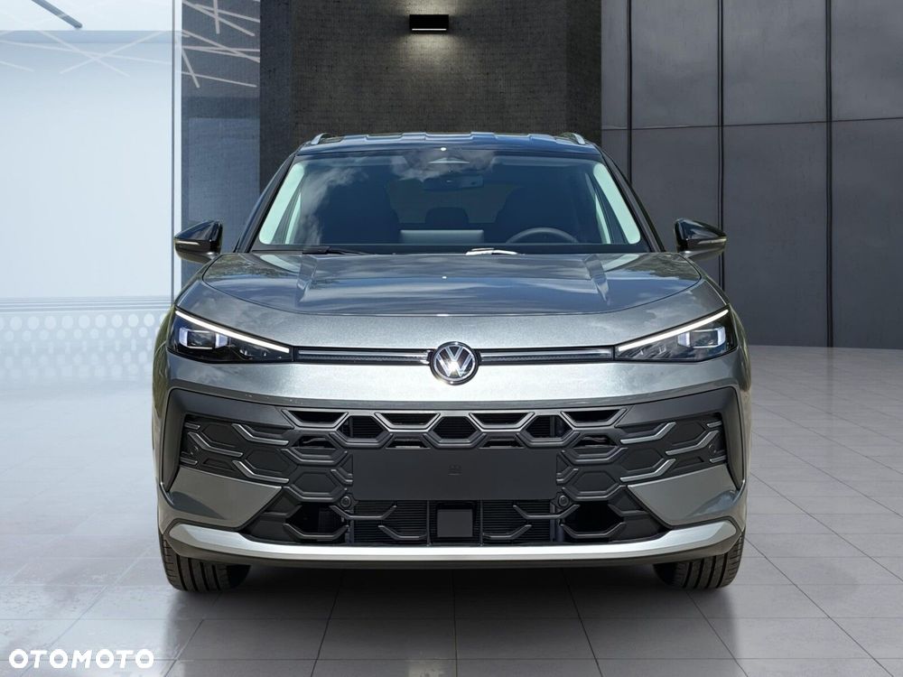 Volkswagen T-Roc - 9