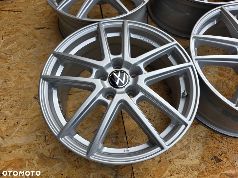 [1401] Felgi aluminiowe 17 cali VW 5x112 et40 Golf Passat Arteon - 8