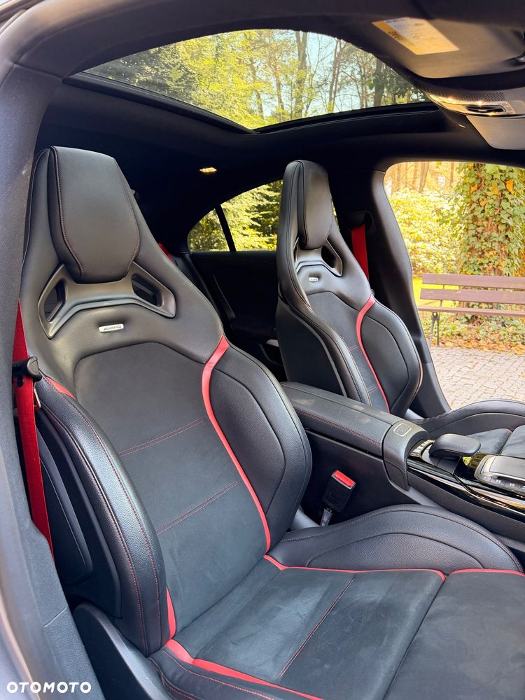 Mercedes-Benz CLA - 25