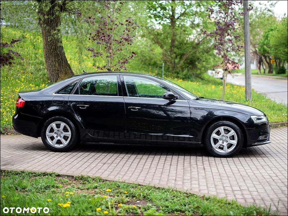 Audi A4 Limousine - 5