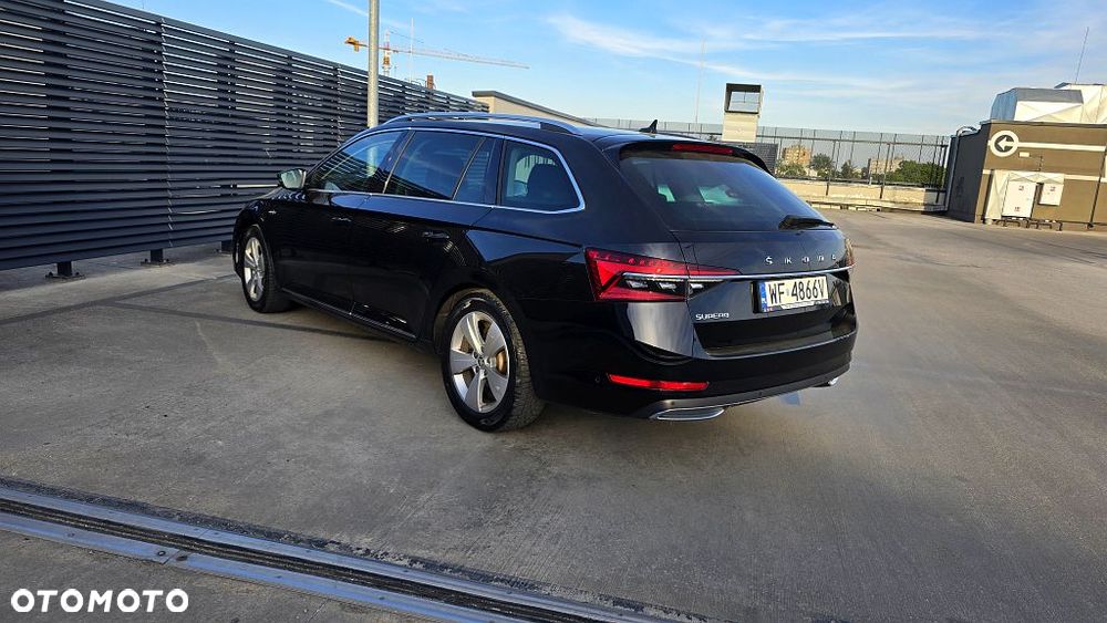 Skoda Superb 2.0 TDI SCR L&K DSG - 18