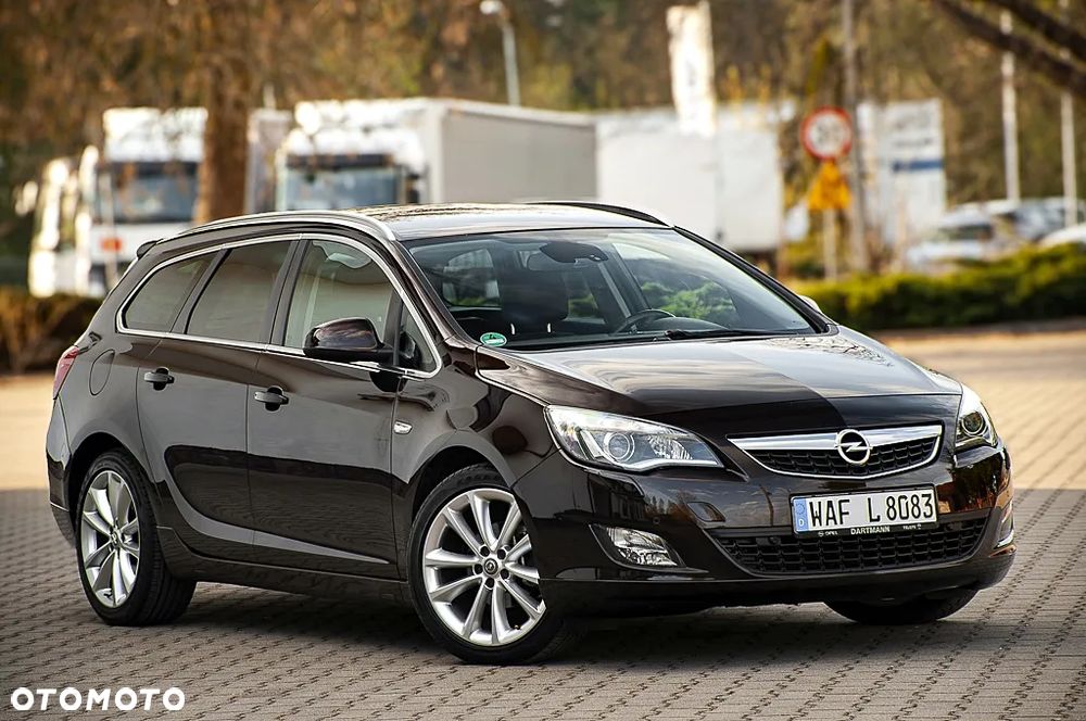 Opel Astra 1.4 Turbo Cosmo - 14