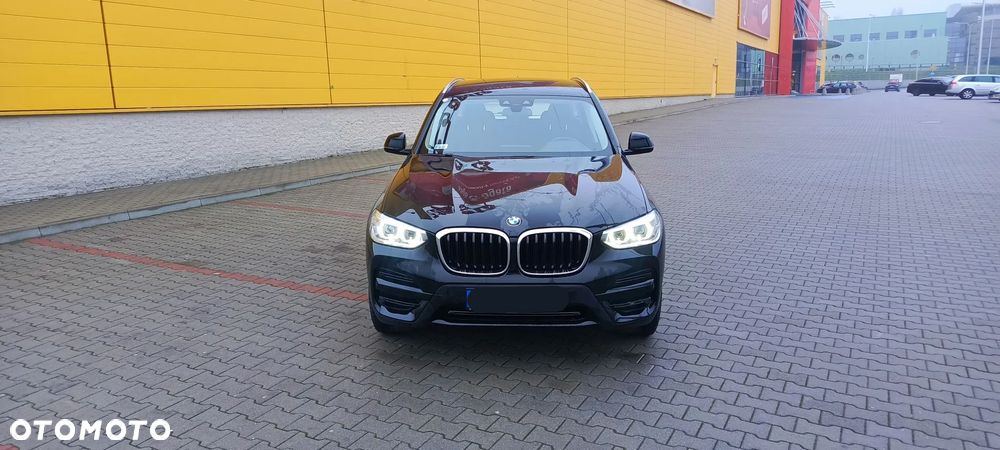 BMW X3 sDrive18d - 24