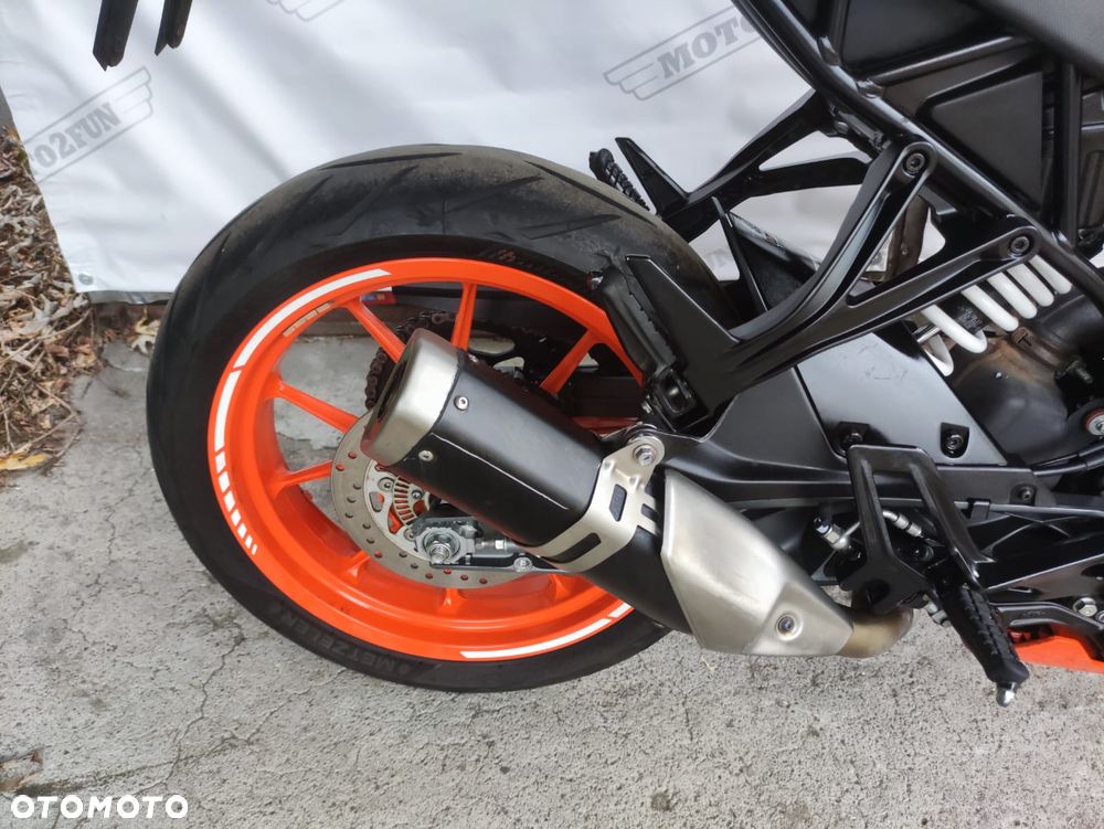 KTM RC 125 - 12