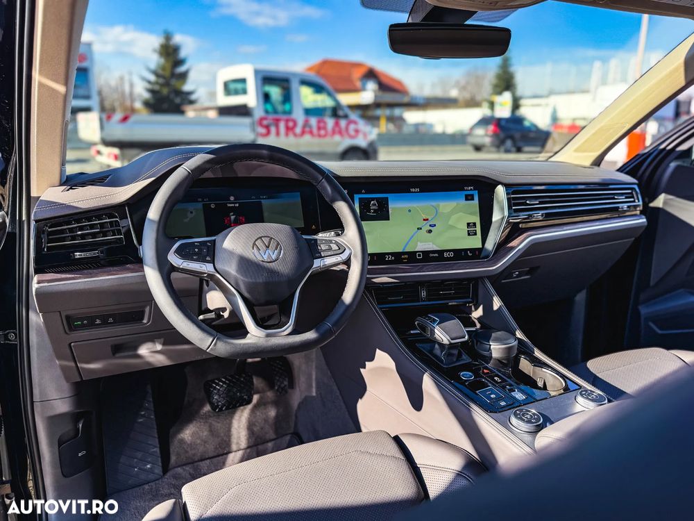 Volkswagen Touareg V6 TDI 4MOTION Elegance - 20