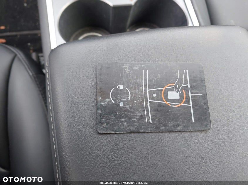 Tesla Model 3 Langstreckenbatterie Allradantrieb Dual Motor - 15