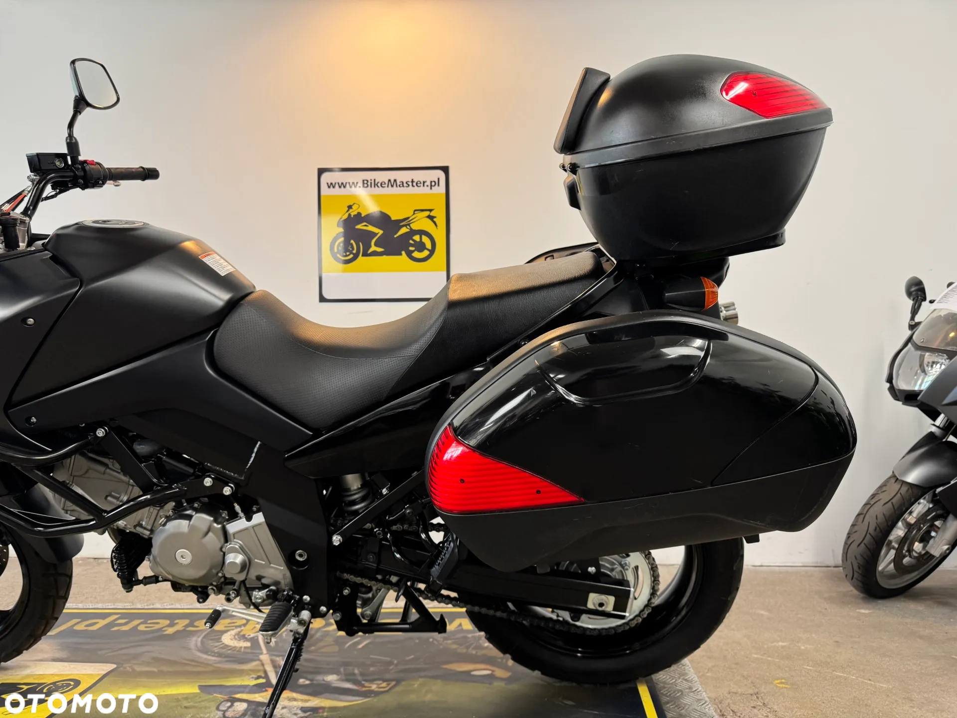 Suzuki DL - 26