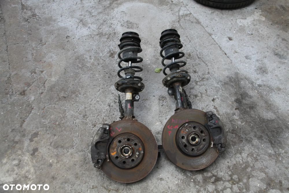 MCPERSON AMORTYZATOR Zwrotnica PRZÓD LEWY LUB PRAWY  OPEL Meriva A 1,6 16V