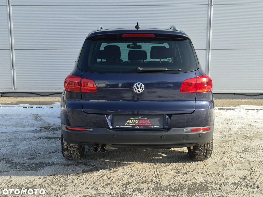 Volkswagen Tiguan - 12