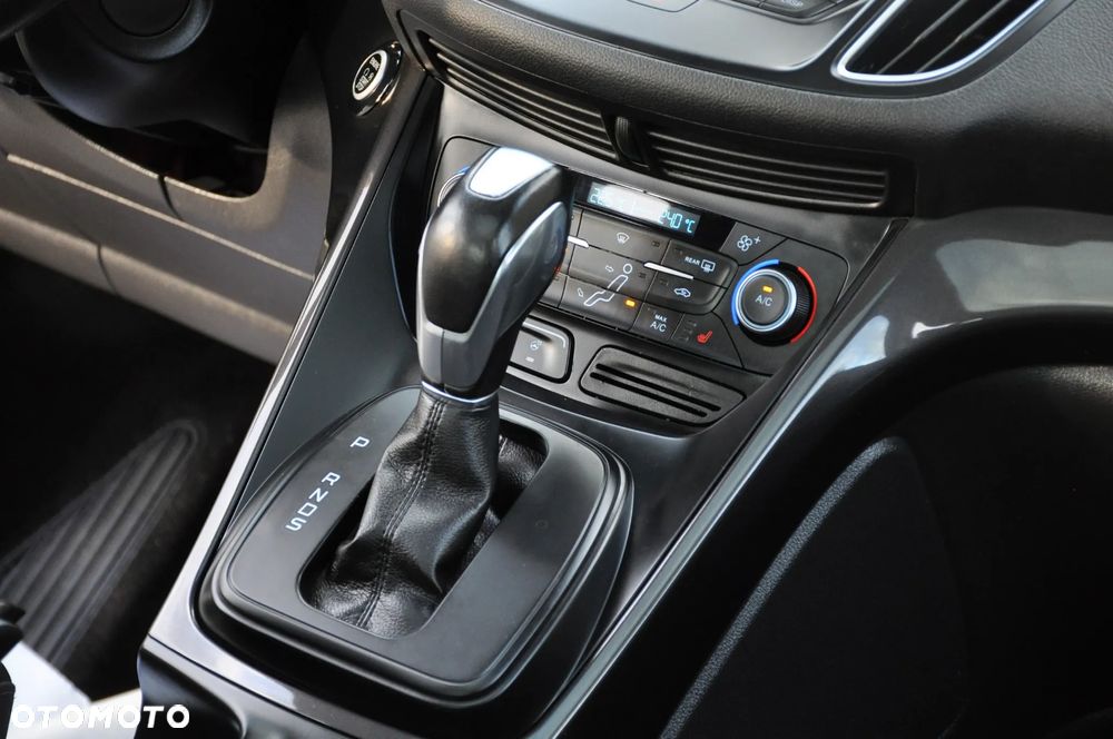 Ford Grand C-MAX - 31