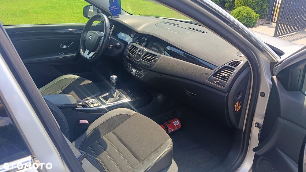 Renault Laguna dCi 110 FAP Bose Edition - 7
