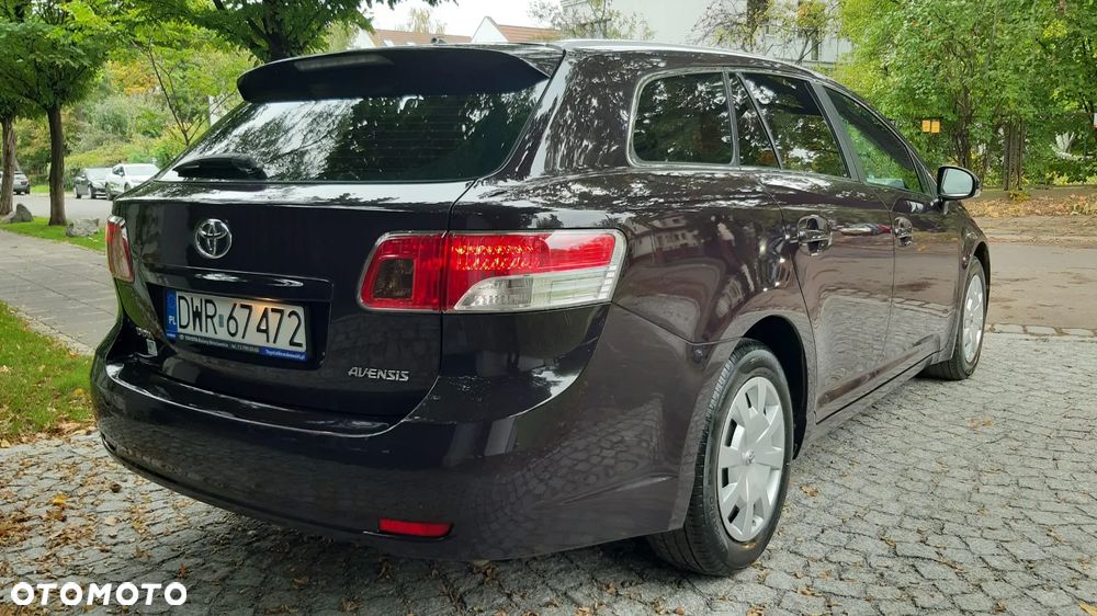 Toyota Avensis 1.6 Active - 5