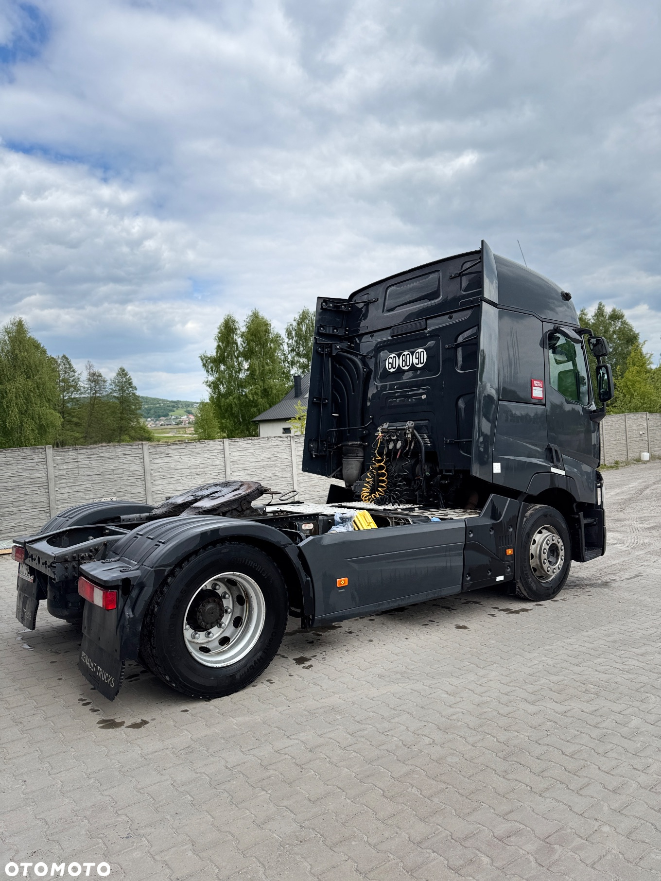 Renault GAMA T - 8