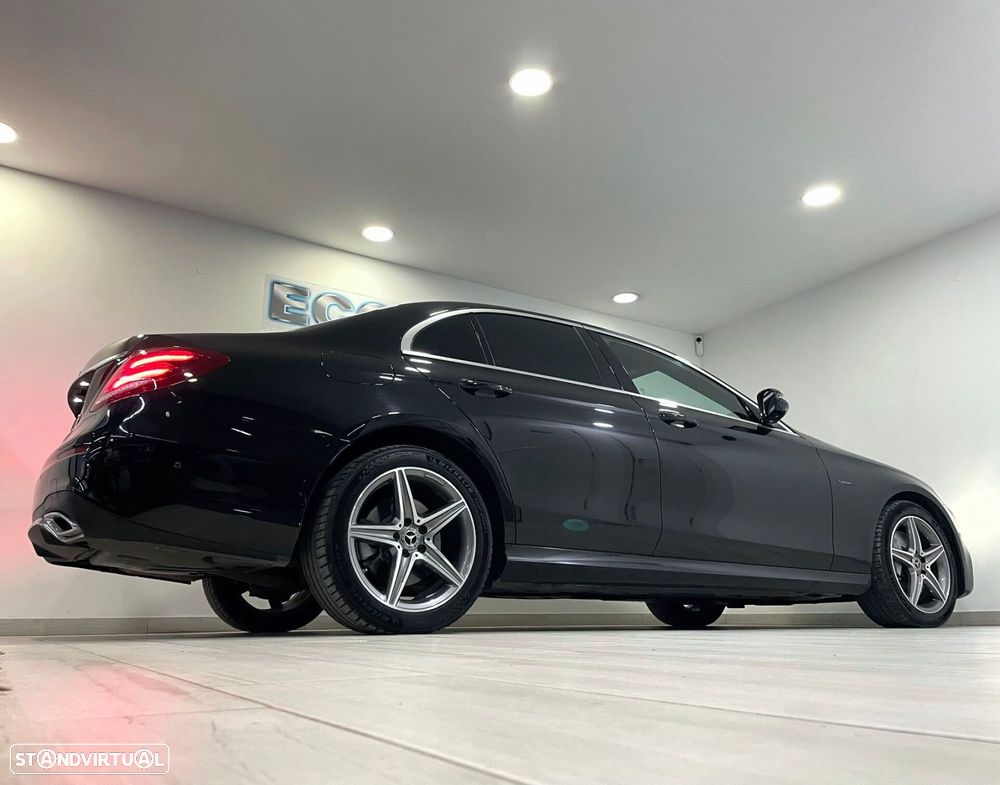 Mercedes-Benz E 300 de AMG Line - 16