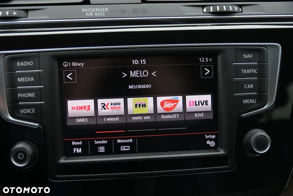 Volkswagen Touran 2.0 TDI SCR Highline - 32