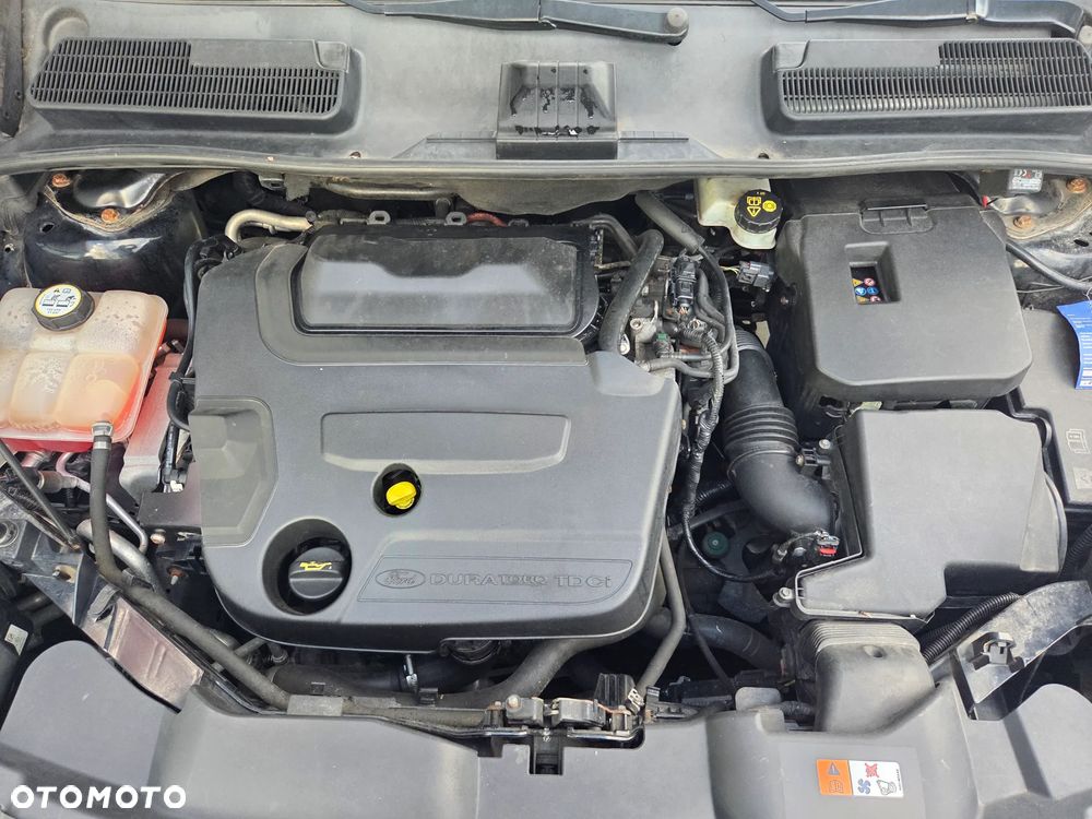 Ford Kuga 2.0 TDCi 2x4 Champions Edition - 36