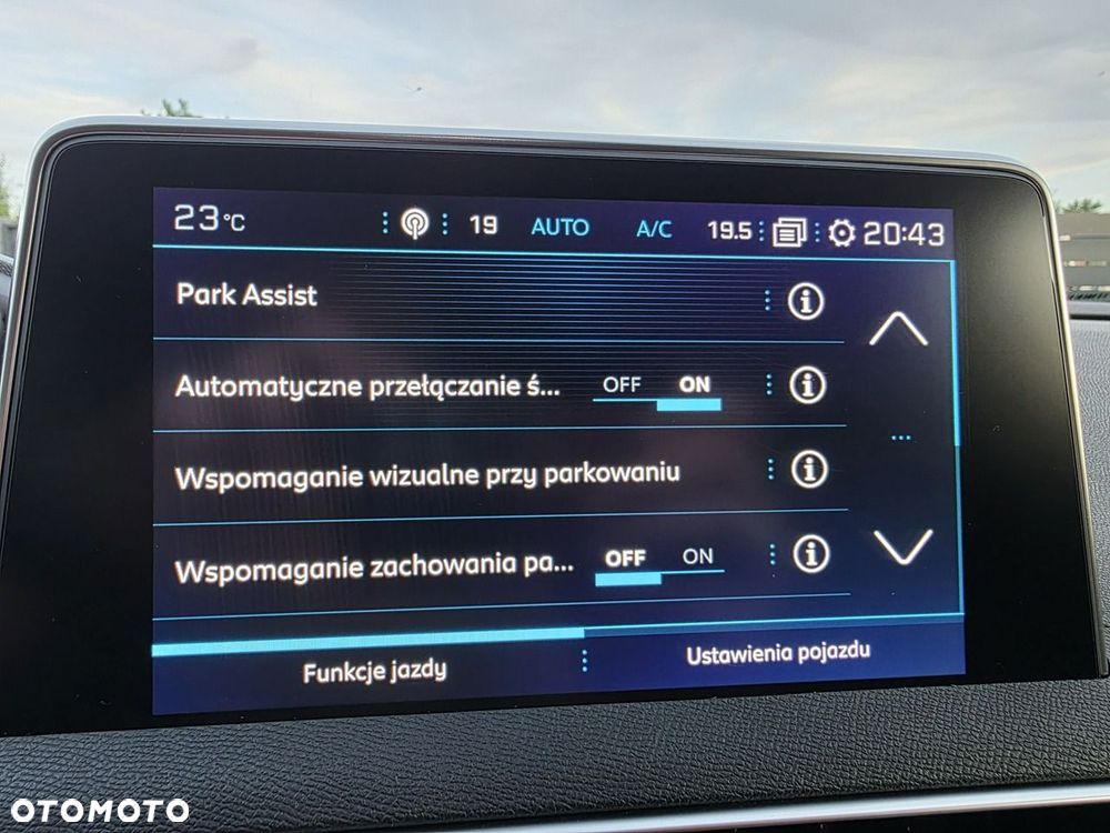 Peugeot 3008 1.6 BlueHDi Allure S&S - 21