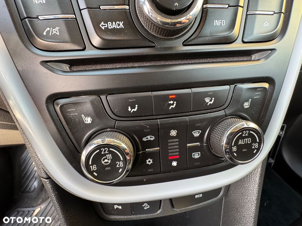 Opel Mokka 1.6 Cosmo S&S - 14