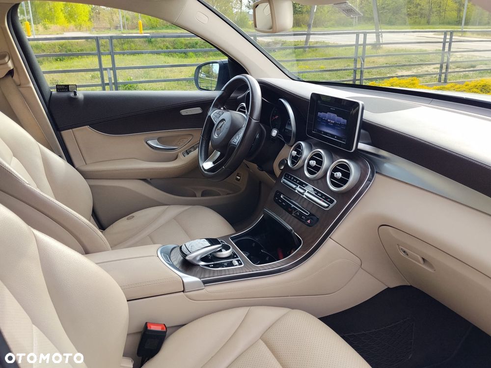 Mercedes-Benz GLC - 2