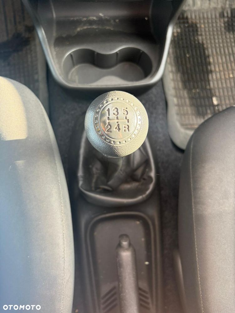 Fiat Punto 1.2 8V Active - 8