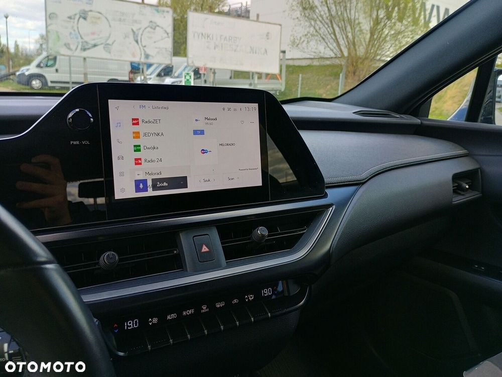 Lexus UX 250h GPF Business 2WD - 22