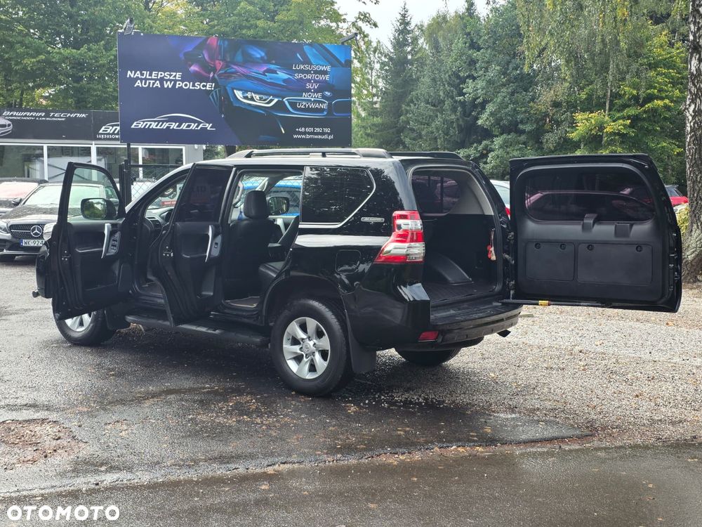 Toyota Land Cruiser 3.0 D-4D Automatik 60th Anniversary - 12