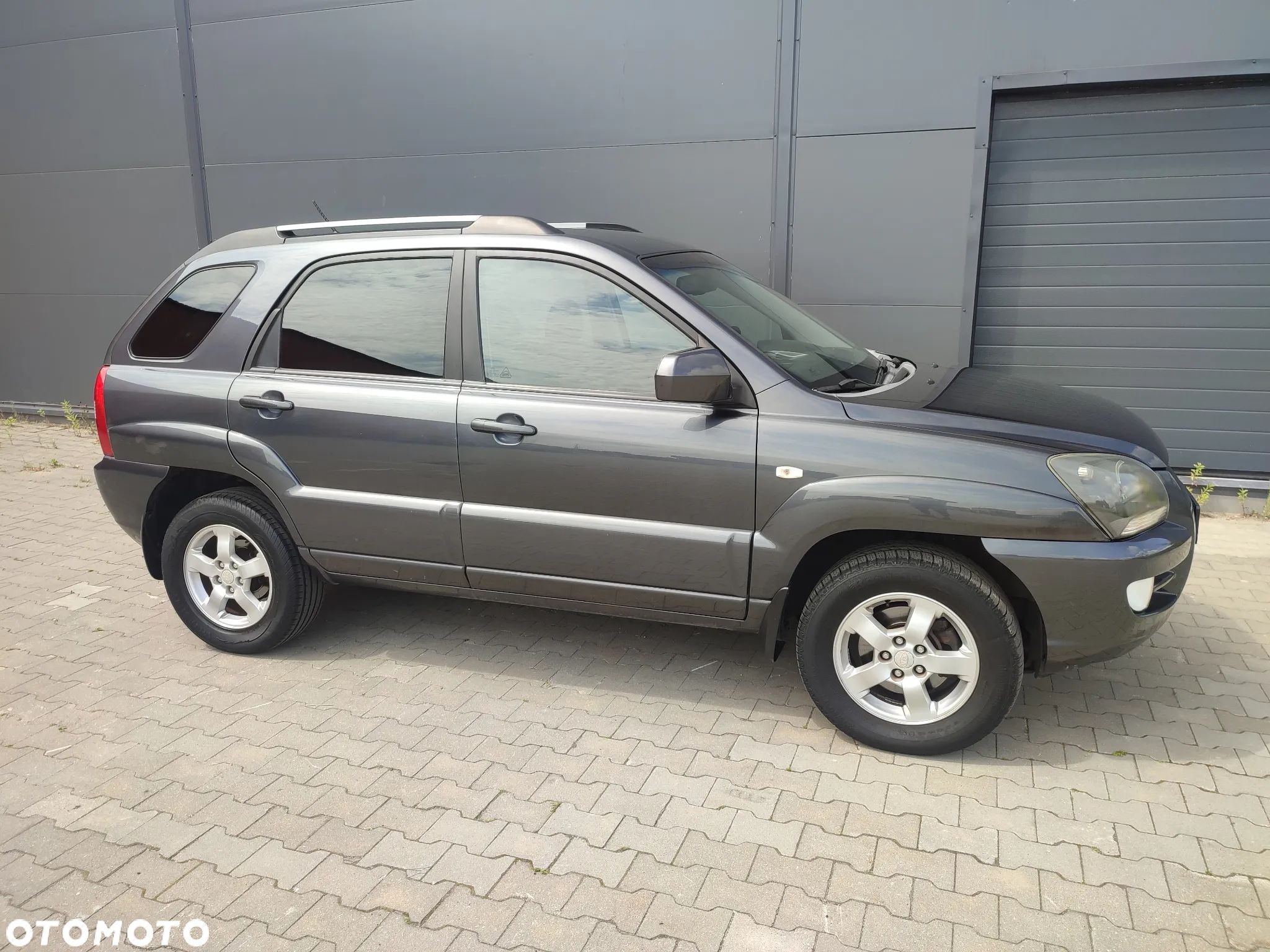 Kia Sportage 2.0 CRDI 2WD Attract - 1