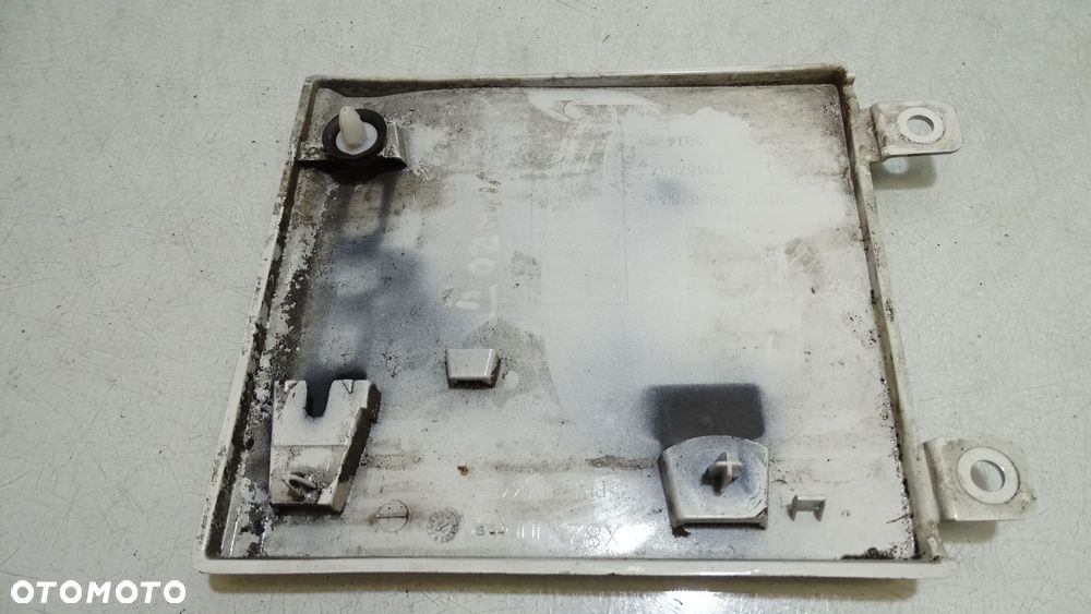 OSŁONA POD WLEW PALIWA OPEL VIVARO B 788287806R - 3