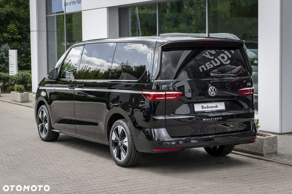 Volkswagen Multivan - 9