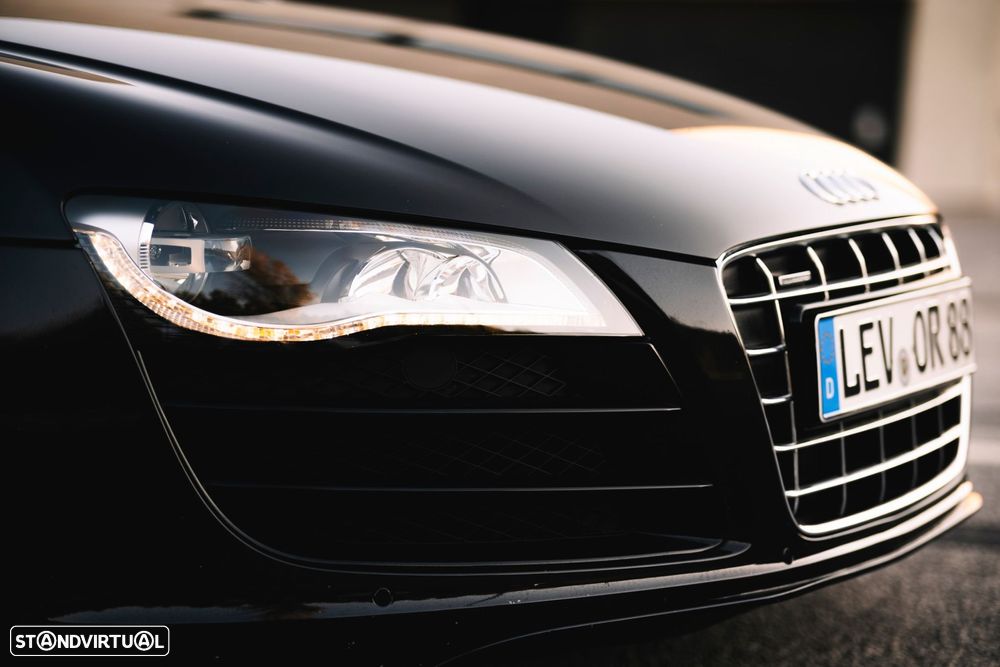 Audi R8 Spyder 5.2 FSi V10 quattro R tronic - 9