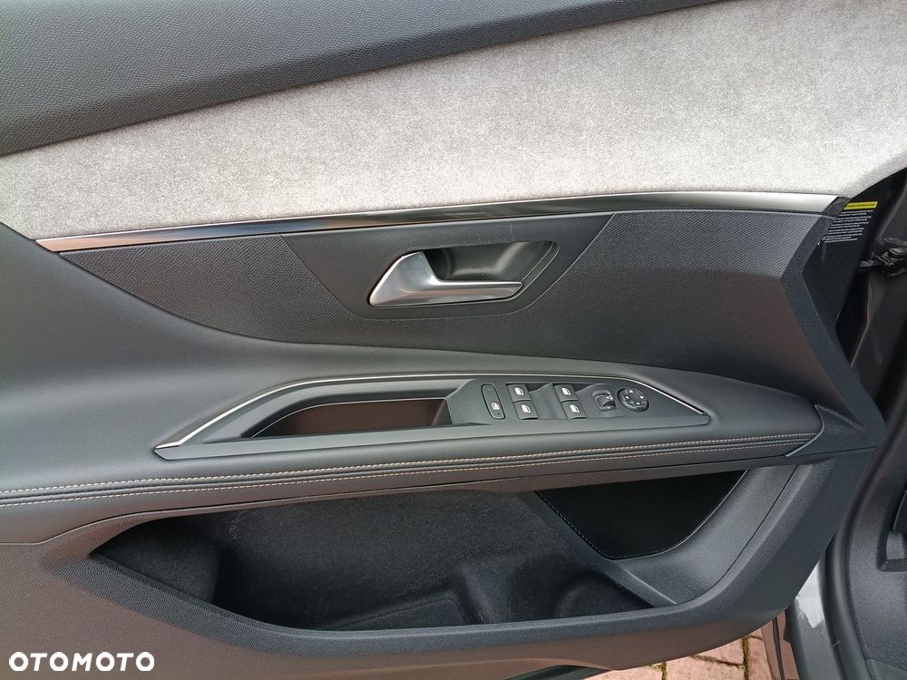 Peugeot 5008 1.5 BlueHDi GT S&S EAT8 - 11