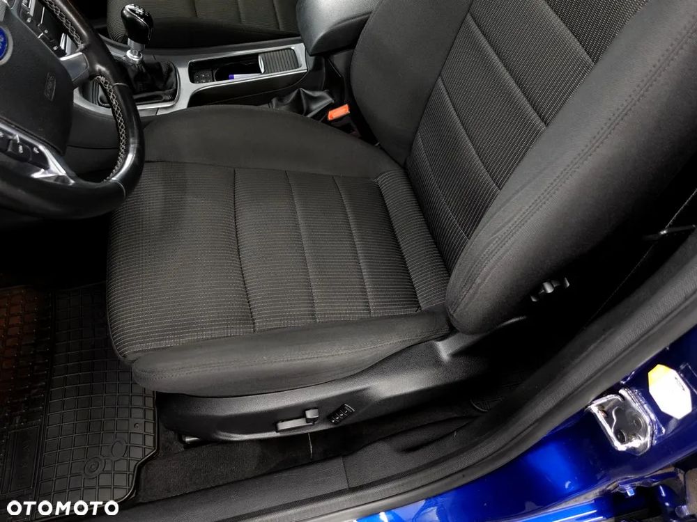 Ford Mondeo 2.0 TDCi Titanium - 12